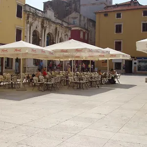 https://apartment-poluotok.hotelinzadar.com